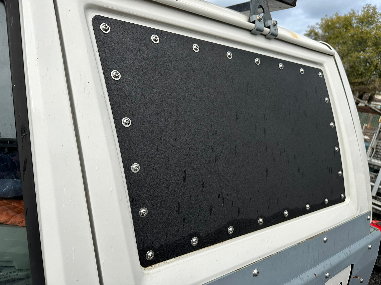 1984-2001 Jeep Cherokee XJ Molle Panel Rear Window Replacement Kit
