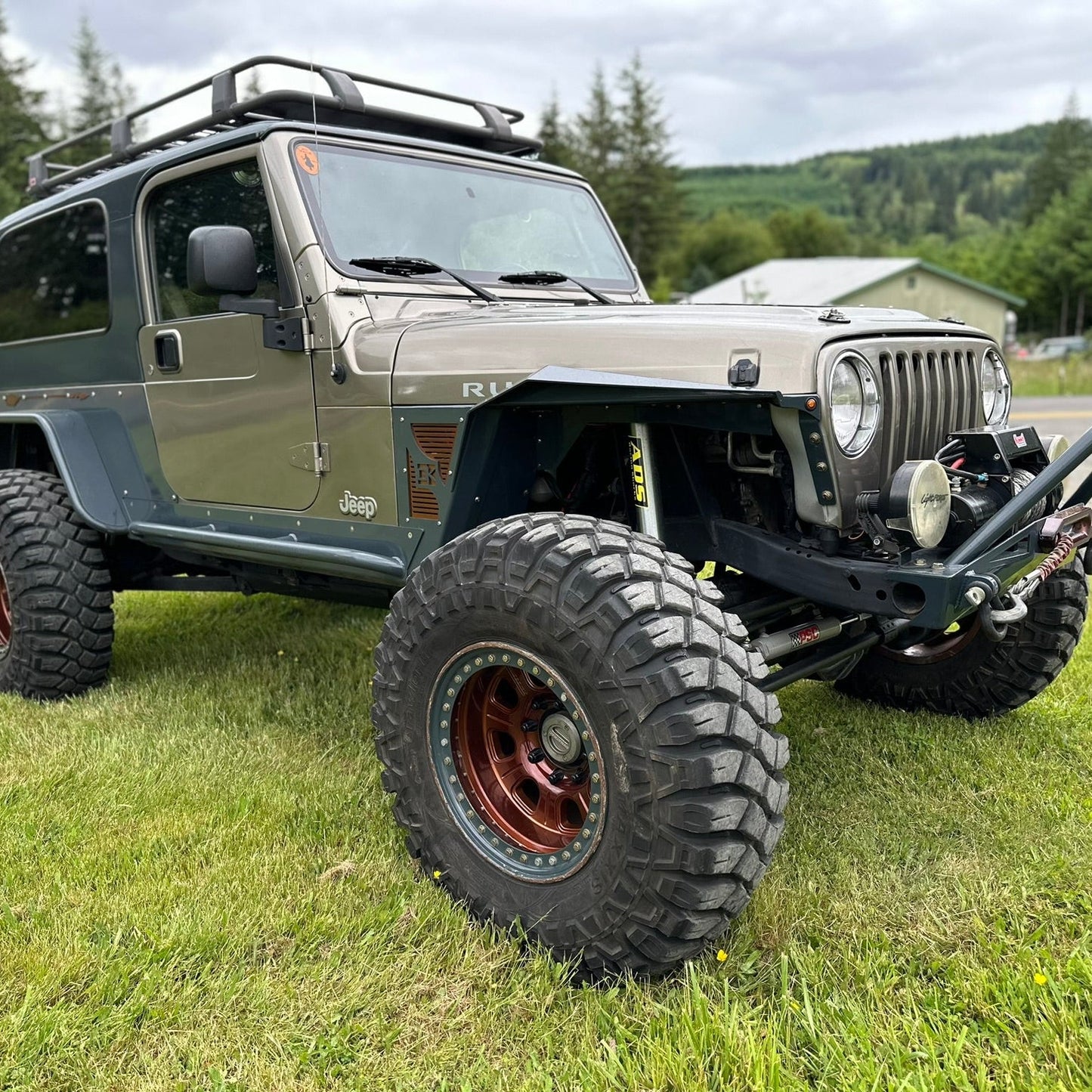 Diamond Series High Clearance Front Fenders w/Comp Inners for Jeep TJ Wrangler