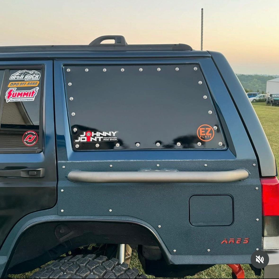 1984-2001 Jeep Cherokee XJ Molle Panel Rear Window Replacement Kit